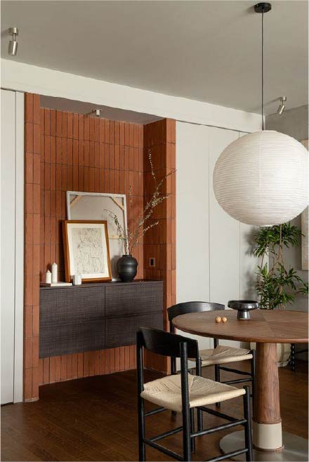 #4 EAMES - Lagio.id