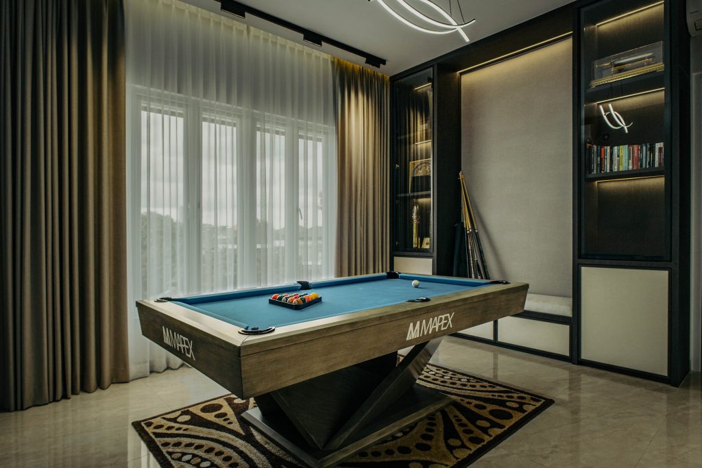 Project Mrs. C, interior di Kota Wisata, West Java - Lagio.id