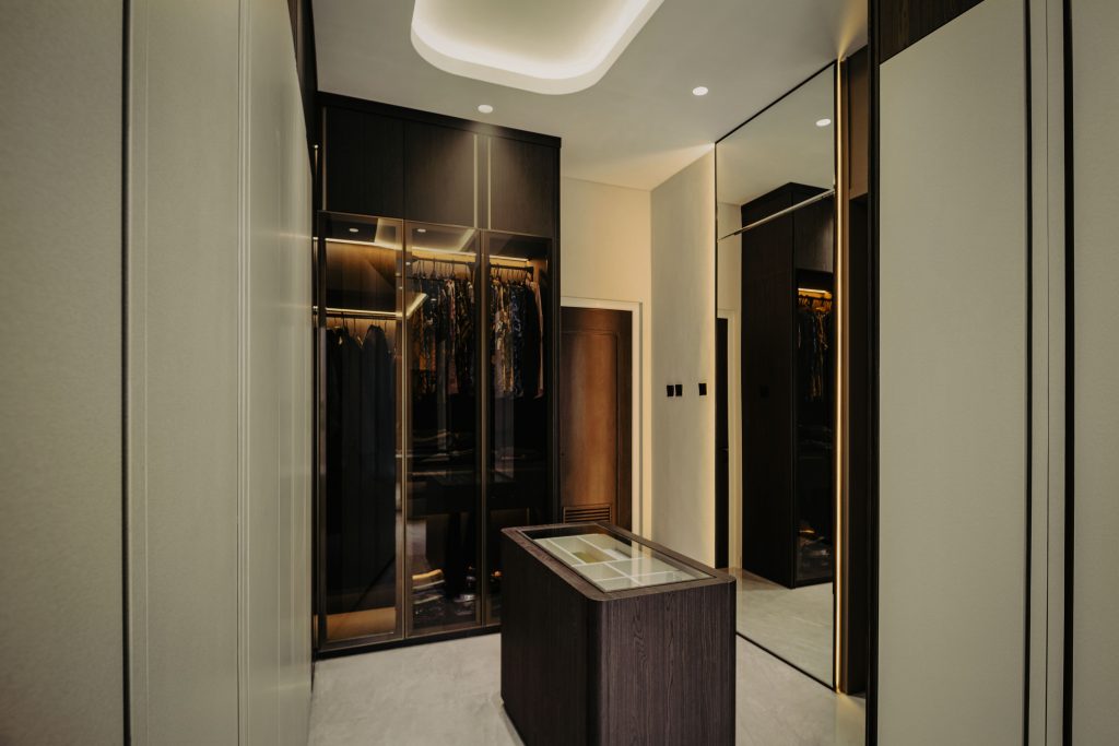 Project Mrs. C, interior di Kota Wisata, West Java - Lagio.id