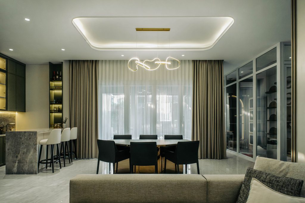 Project Mrs. C, interior di Kota Wisata, West Java - Lagio.id