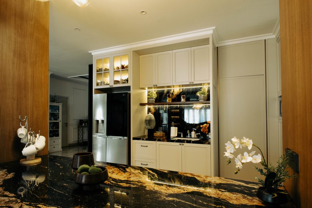 Project Mrs. Y, interior di Kota Wisata, Cibubur - Lagio.id