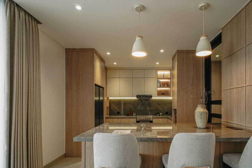 Project Mrs. E, interior di Kota Wisata, Cibubur - Lagio.id